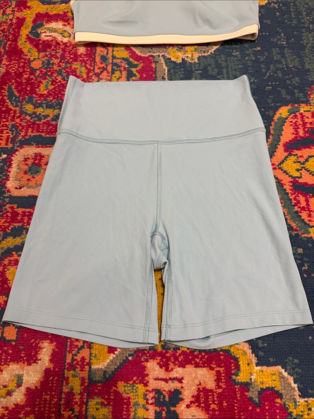 All in Motion Light Blue Women's Sports Bra 6” inseam High-Rise Bike Shorts Set - Picture 2 of 7